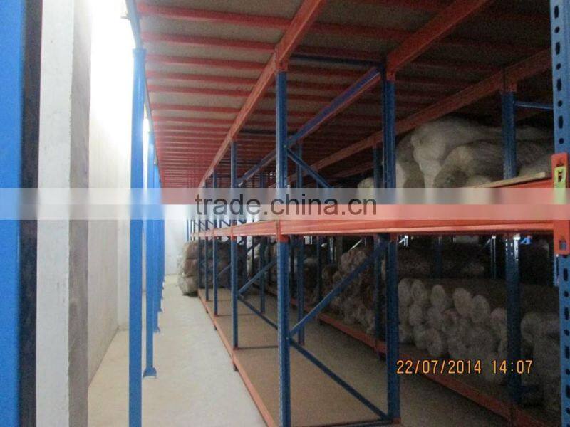 Warehouse storage pallet racking