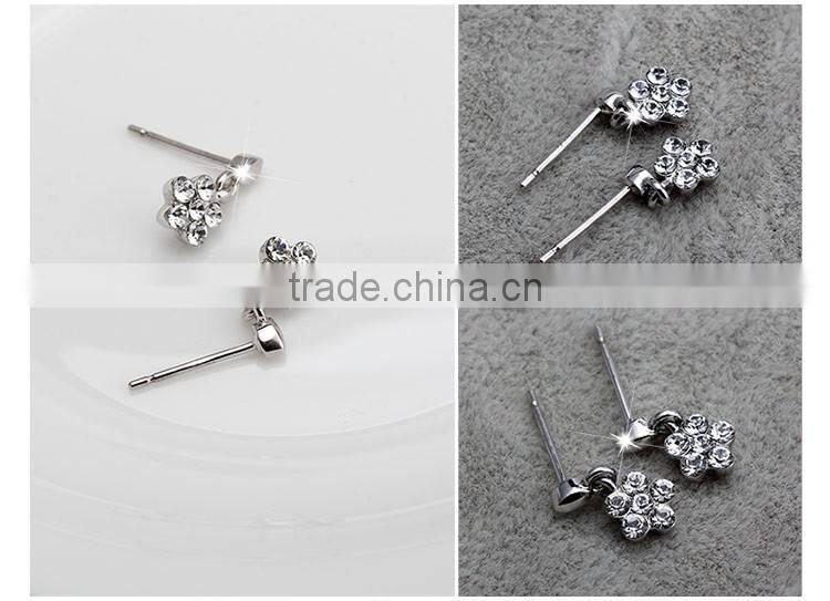 OUXI Cyrstal white elegant Silver ear stud made with Crystal Y20077