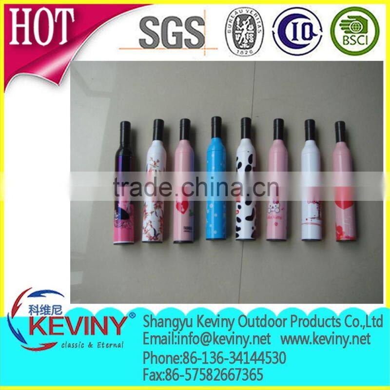 Promotional customized Wine bottle umbrella manual open folded umbrella made in china