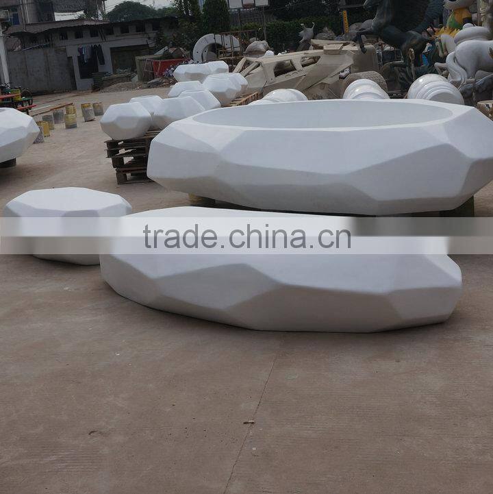 Giant garden white outdoor chair