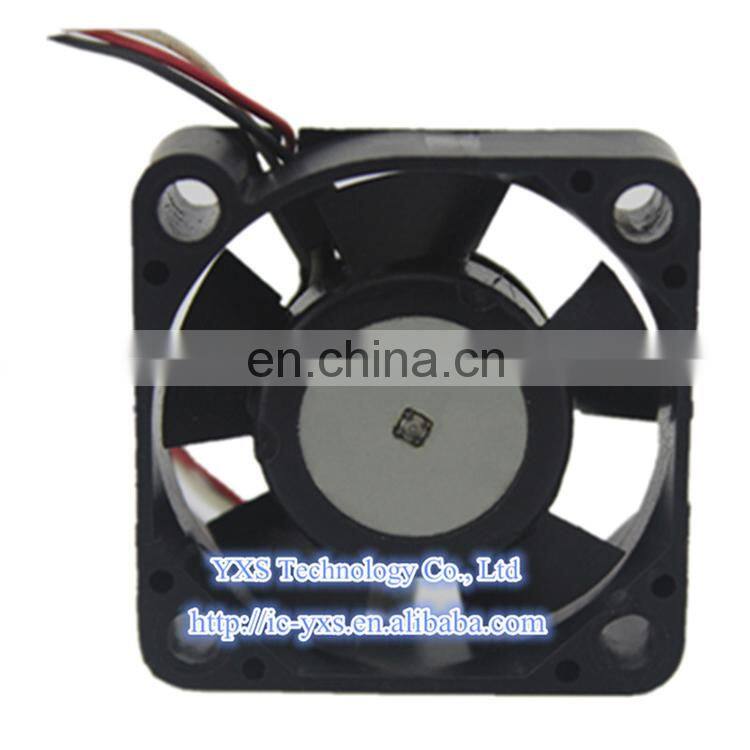 1204KL-01W-B19 3CM 3010 5V 0.1A 3-wire small axial fan cooling fans