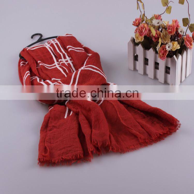 Wholesale Korean Fashion Woman Checked Plaid Embroidery Design Tassel Wide Voile Cotton Scarf