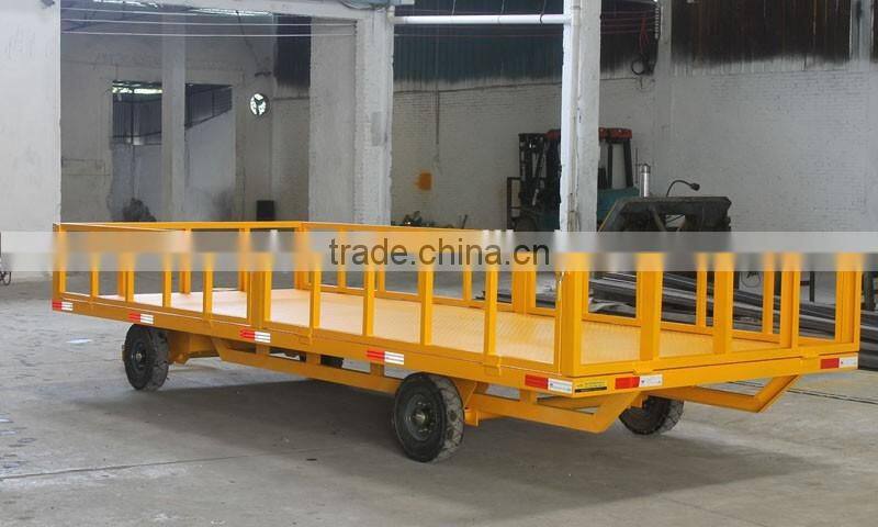 Double traction transport flatbed trailer