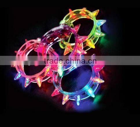 2016 New Arrival Multi colors night glow stick flashing bracelet light sticks festival items DIY led party kids toy