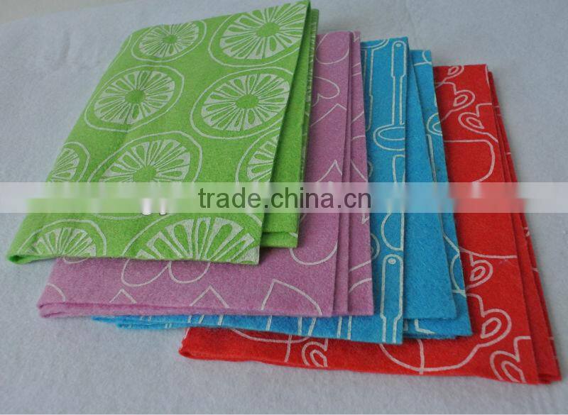 Super absorbent multi-purpose viscose & polyester nonwoven fabric printed kitchen wipes