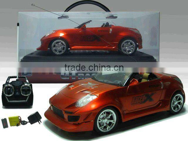 1:18 4CH R/C CAR WITH LIGTH AND MUSIC BATTERY INCLUDED