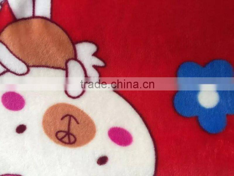 Polyester Good Handfeel Flannel Velvet for Pakistan Home Blankets with Red Velvet Flowers Perfume