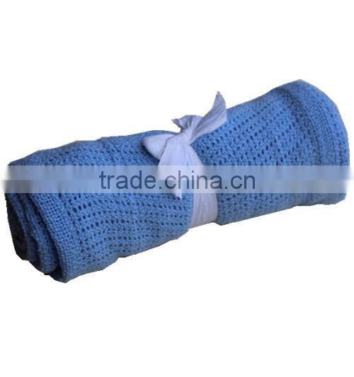 70*90cm 100% Cotton Hole Design Baby Breathable Blanket