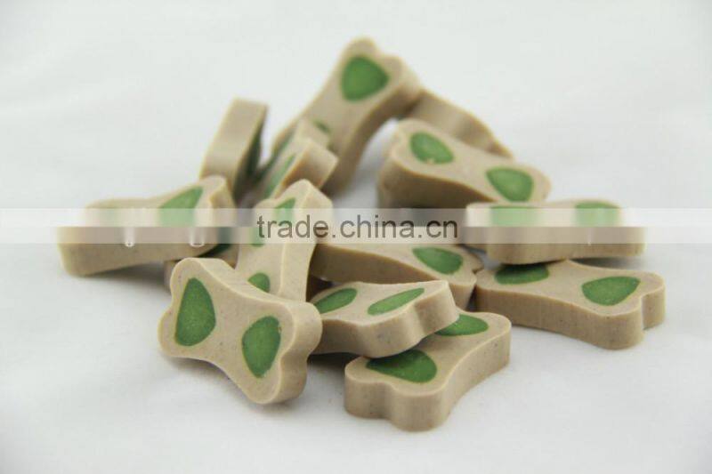 animal feeds (dental pieces shaped double-heart)