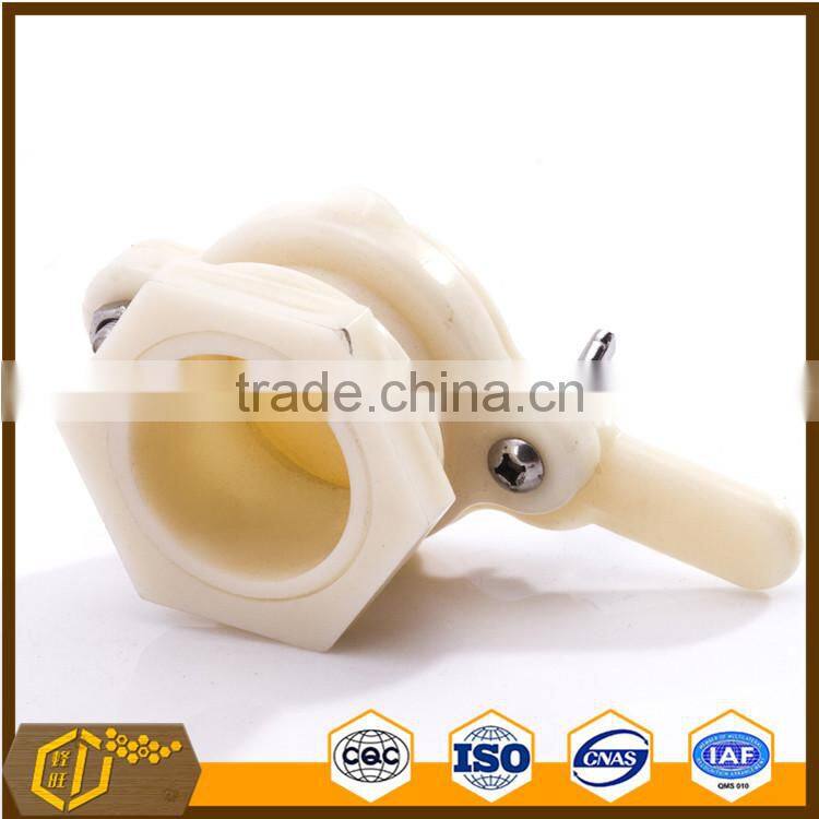 new type beekeeping plastic honey gate from the manufacturer