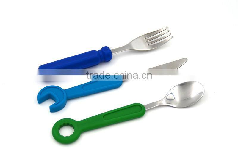 Safe colorful design silicone handle food grade stainless steel cutlery set for kids with PVC box packing