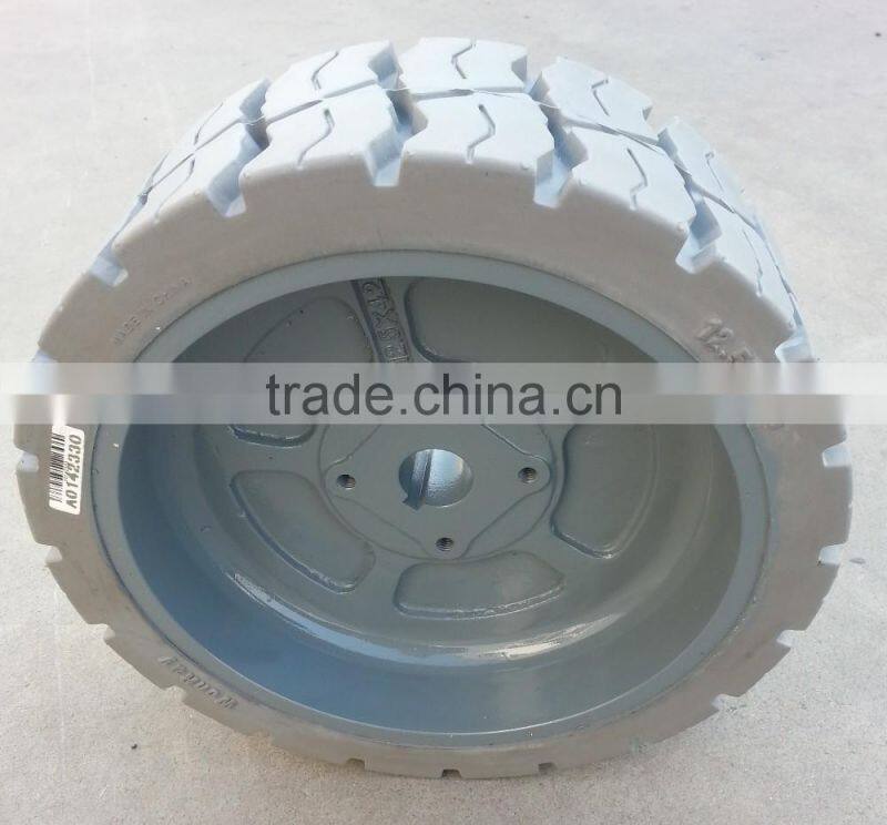 unique tread design higher wear resistance solid tire for Haulotte 12.5x4.25 15x5