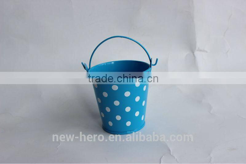 christmas metal bucket