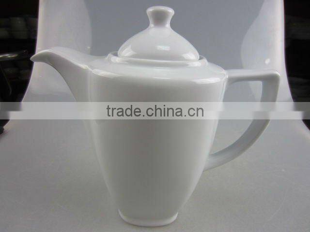 White porcelain small bottom coffee tea pot