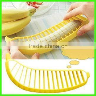 Hot Wholesale Plastic Kitchen Tool Vegetable Fruit Cutter Banana Yellow Slicer Chopper