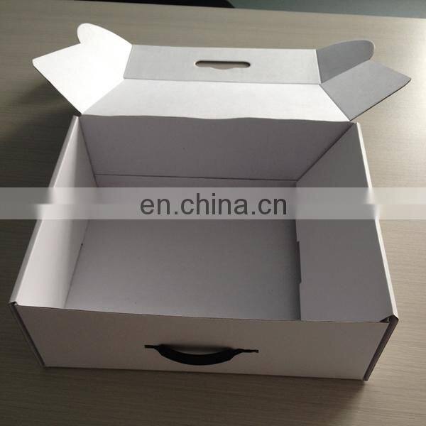 Luxury Surface Finishing Packaging Cheap Corrugated Paper Extra Large Gift Boxes Clear Plastic Handle Boxes