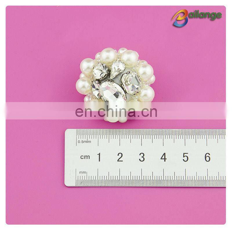 Bailange new design high quality beaded button pearl and rhinestone button beaded button for autumn & winter fashion