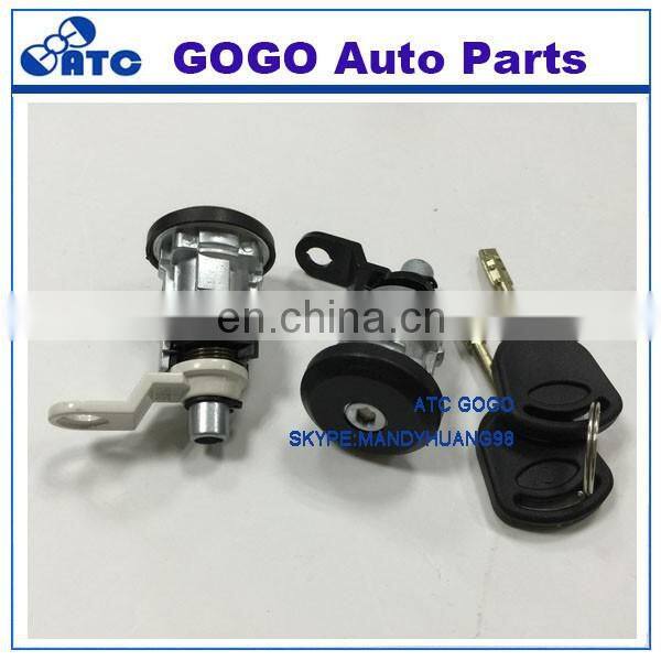 auto parts Door lock For Fordtransit 1004241 1004240 95VBV21990B 95VBV21991B