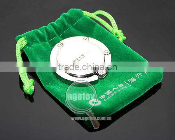 Customized Print Green Velvet Bag Packing Gift Set Round Folding Metal Custom Logo Purse Hanger Hook