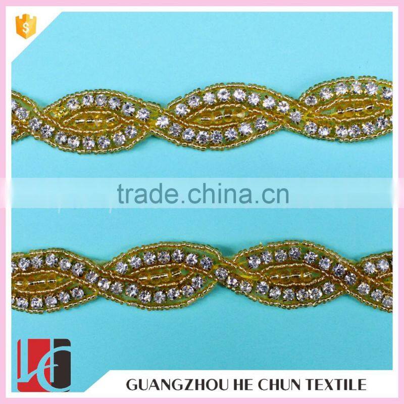 HC-5262-1 Hechun Wedding Dress 8 Shape Fashion White Beaded Trim