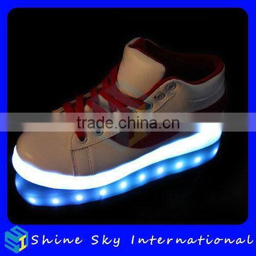 Economic Best Selling Led Lights Shoes