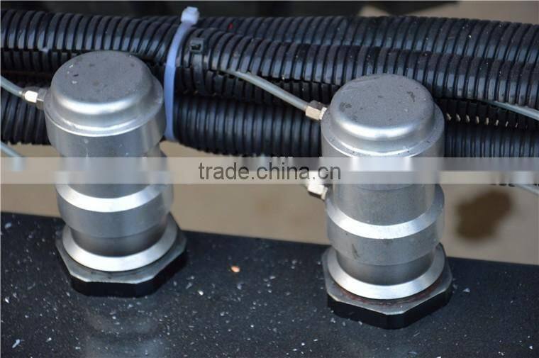 10m3 distributor truck asphalt / howo intelligent distributor truck asphalt