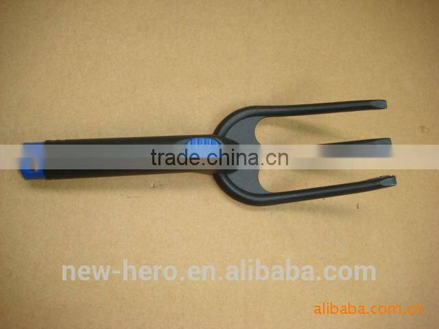 Plastic shovel spoon rake fork set