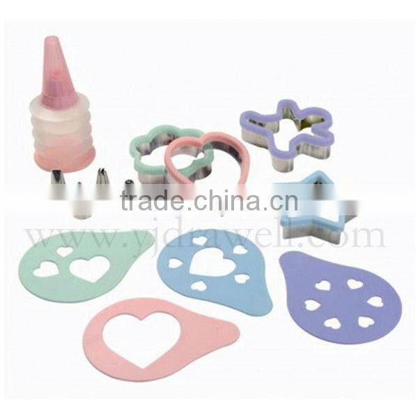 CC8514 Heart 4-Piece Food Safe Grade Plastic cake stencils