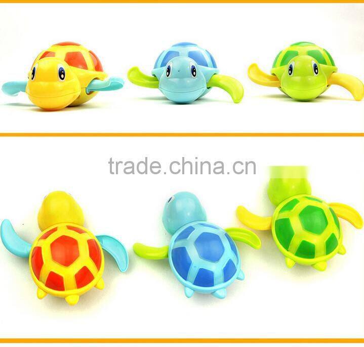 hot sale plastic baby bathing playing animal toys in the water swimming turtle toy