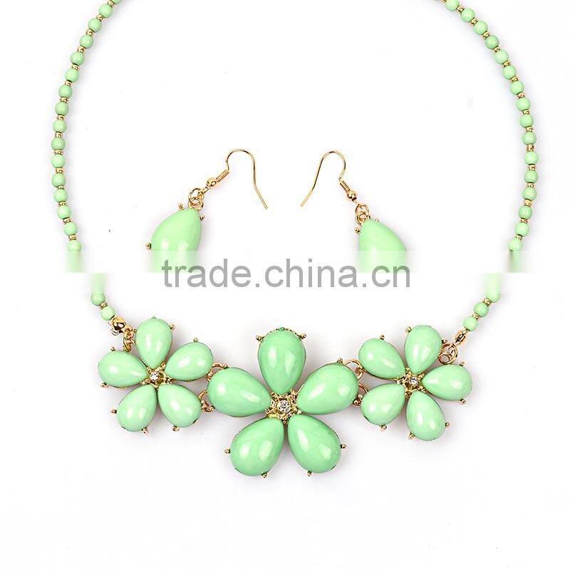 Gold Chain Bulk Factory Wholease Fashion Gold Necklace Beads Necklace