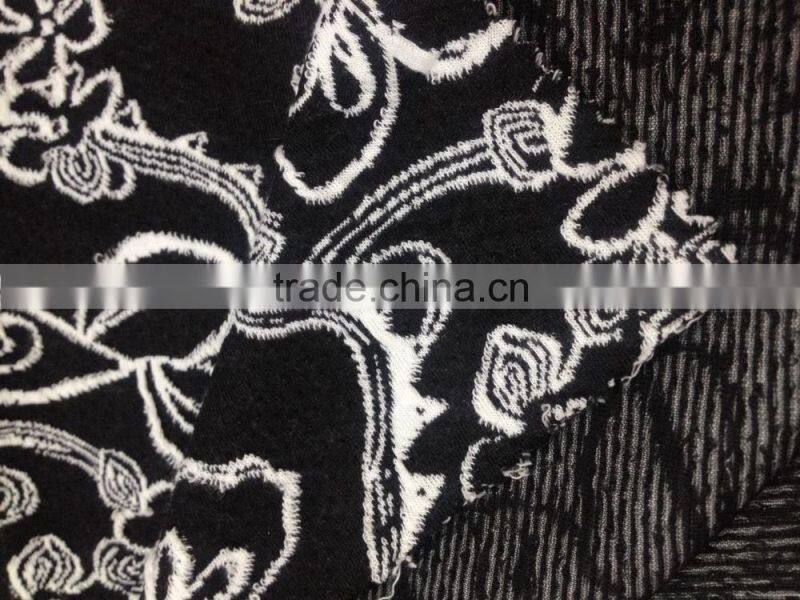 2015 classic black&white knitting jacquard fabric for garment