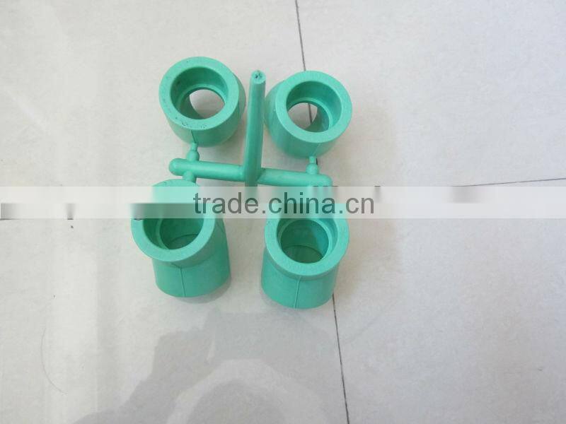 Bent Elbow Pipe Fitting Injection Mould/4 Cavities/Collapsible Core