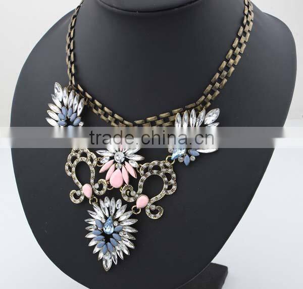 New Luxury Multicolor Flower Vintage Choker Collar Pendant Statement Necklace Women Fashion Necklaces for Women 2014