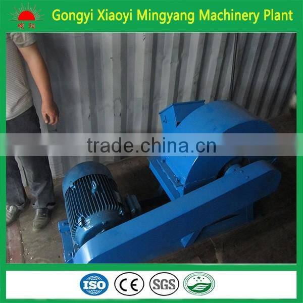 CE approved Lowest price small wood chipper sawdust making machine/log crusher