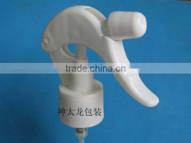 24/410 Plastic water trigger sprayer