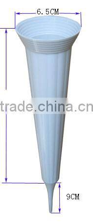 White Spike Vase Plastic Wholesale