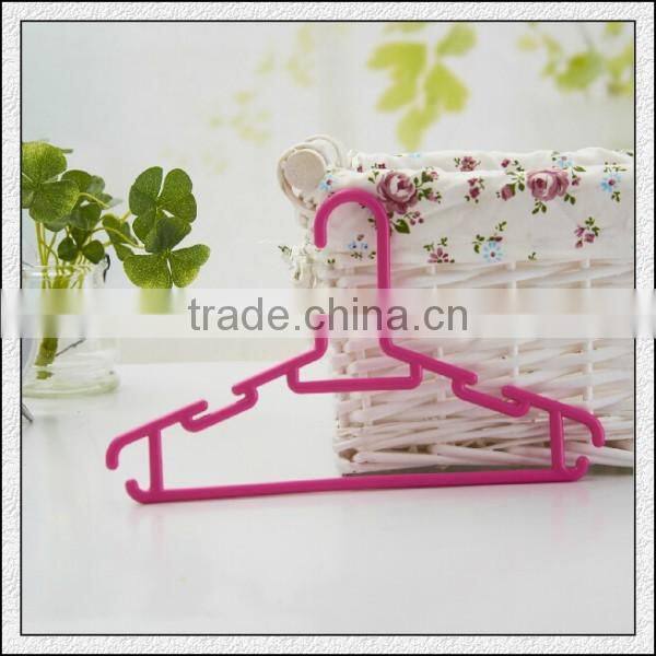 Cheap wholesale best quality plastic hanger cloth hanger for adult size in factory price
