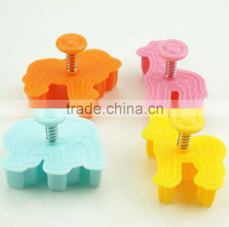 47047 4pcs Impressions animal horse elephant dear Fondant Mould Silicone Fondant Tools