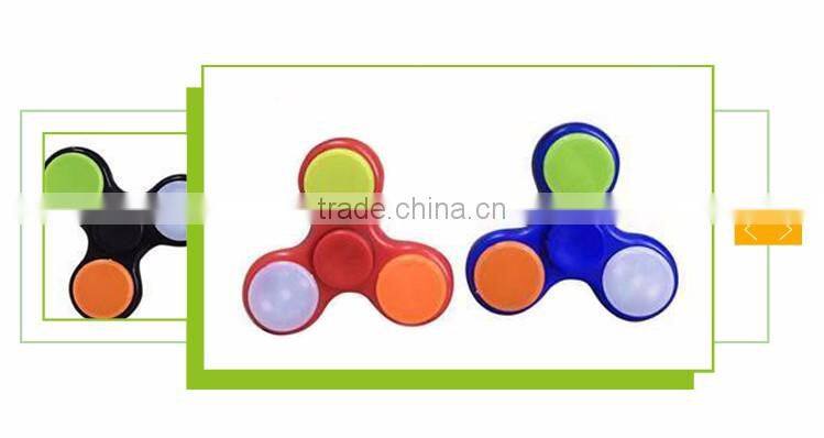 Hot sale gyroscope set hand light spinner toy