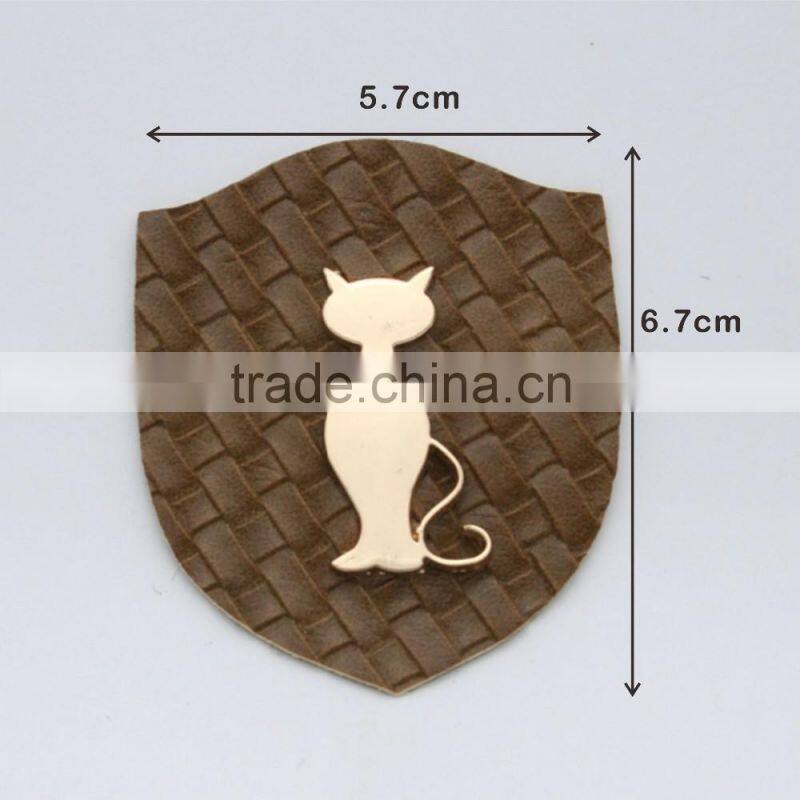 Brown PU leather patch with gold metal alloy cat logo jeans/jacket PLB-014