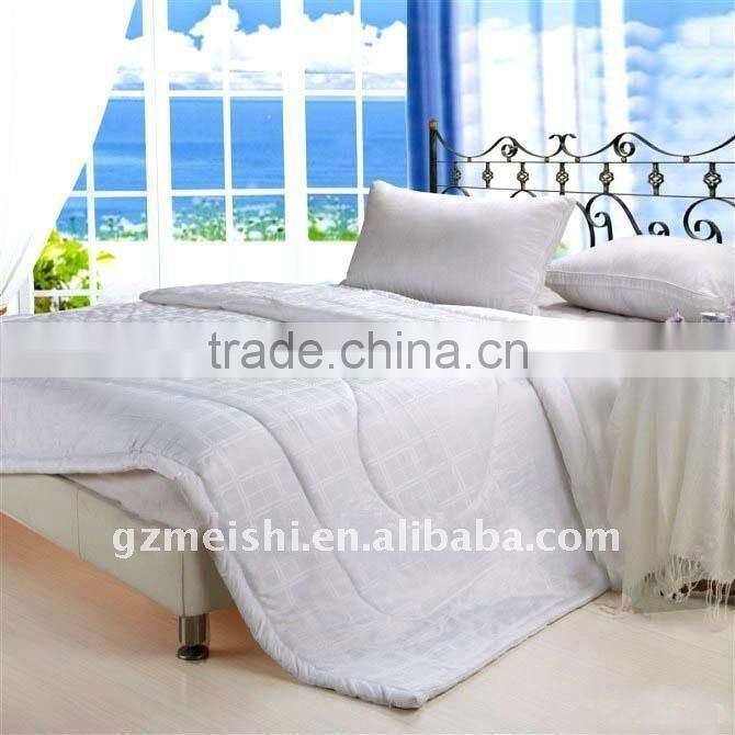 home use 100% eyptian cotton quilt