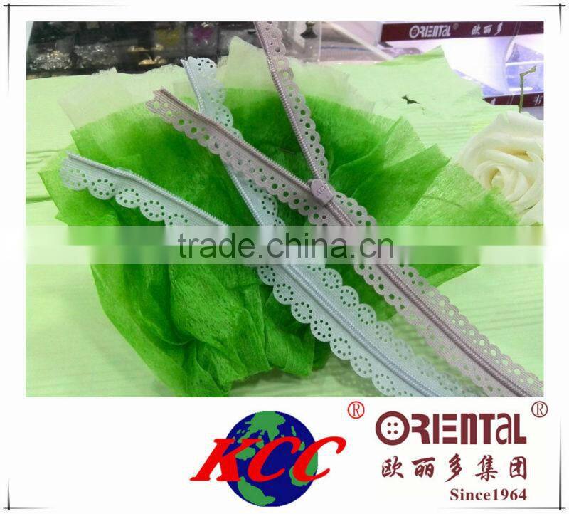 3# KCC invisible zipper with patterned lace tape