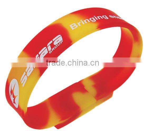 Wrist USB for kids with logo print