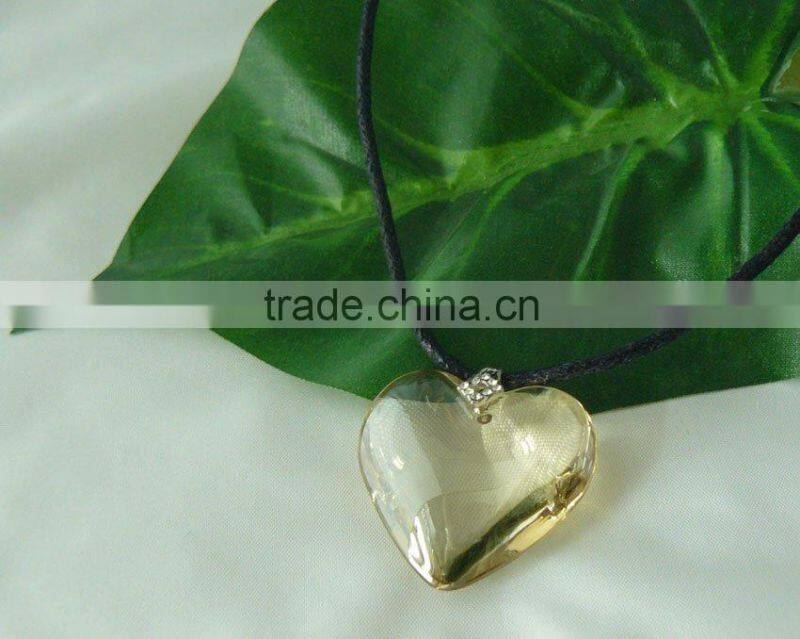 Elegant Flower shape pendants Crystal pendants