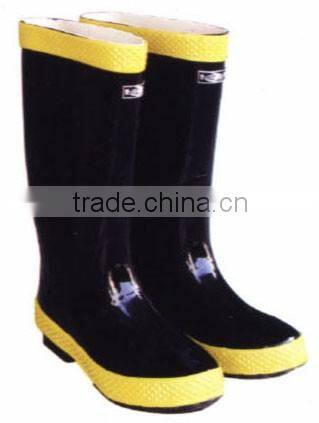 Fire resistant boots