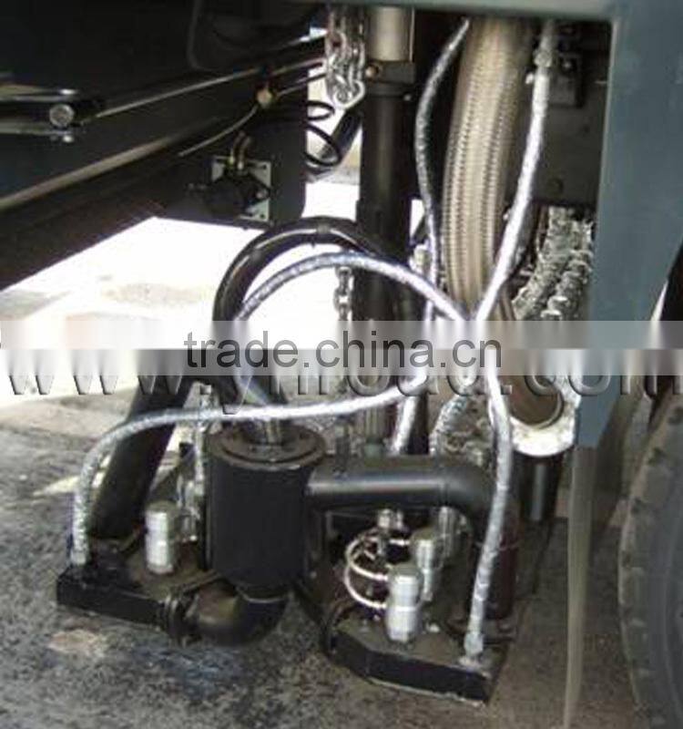 8m3 sinotruck chip sealer