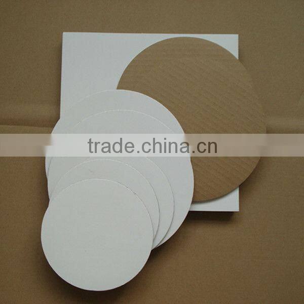 Glossy Ivory board cake pads/cake circles