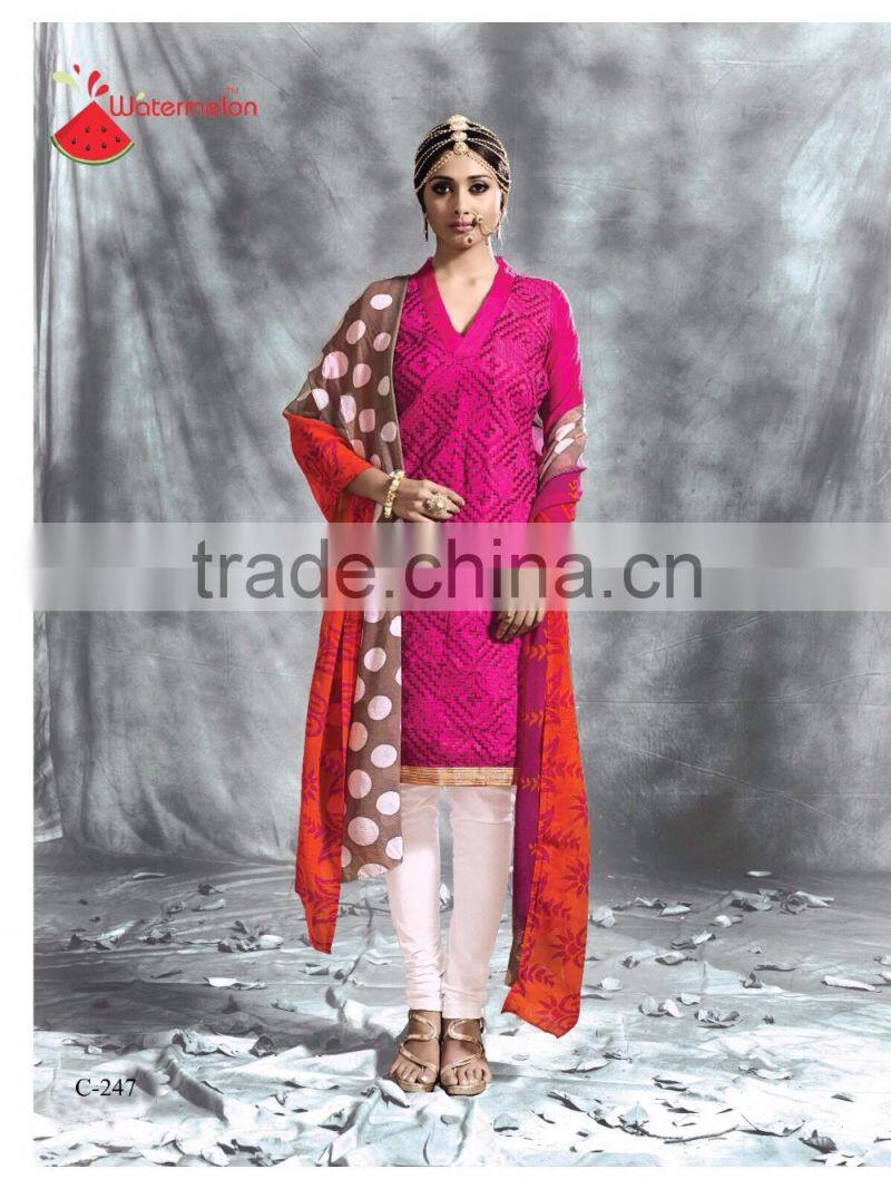 Designer Salwar Kameez In Women
