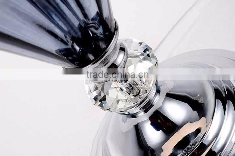 Diamond shape design glass carving crystal decoration table lamp