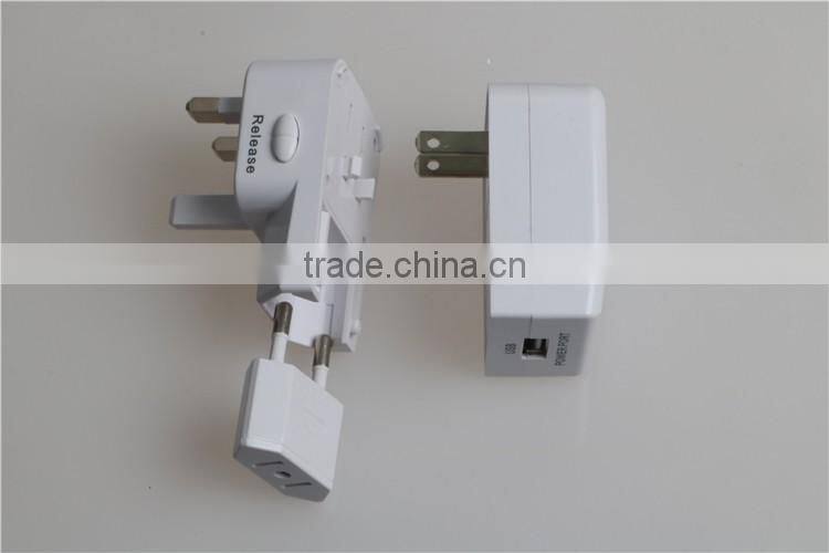 Global Travel plug multifunction converter with a single USB port universal adapter